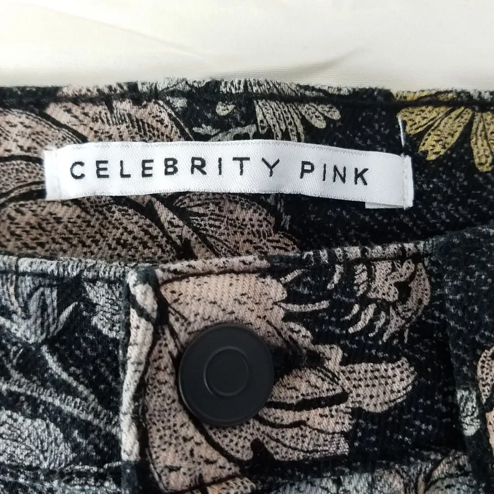 Celebrity Pink Jeans Juniors 3 Black High Rise Womens Mom‎ Floral Raw Hem Denim